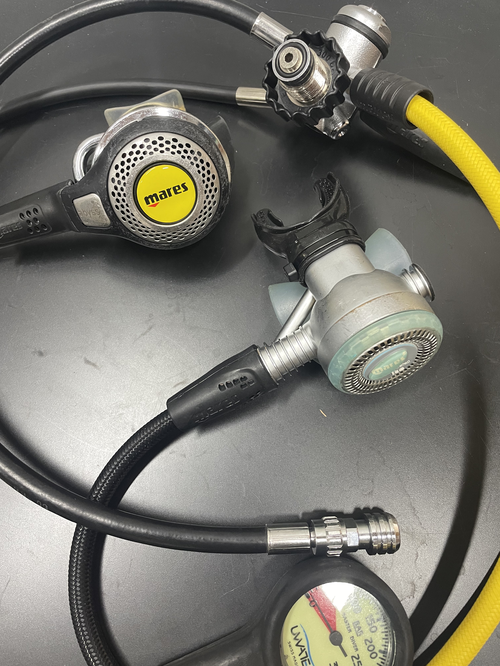 Mares Atemregler 1. MR42/ 2. Stufe Abyss/ Octopus Proton Ice